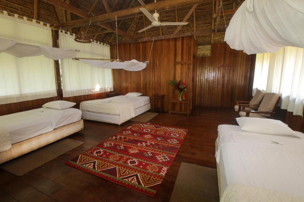 Sandoval Lake Lodge