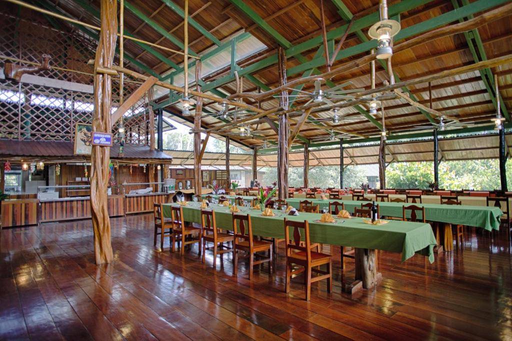EAL - restaurante