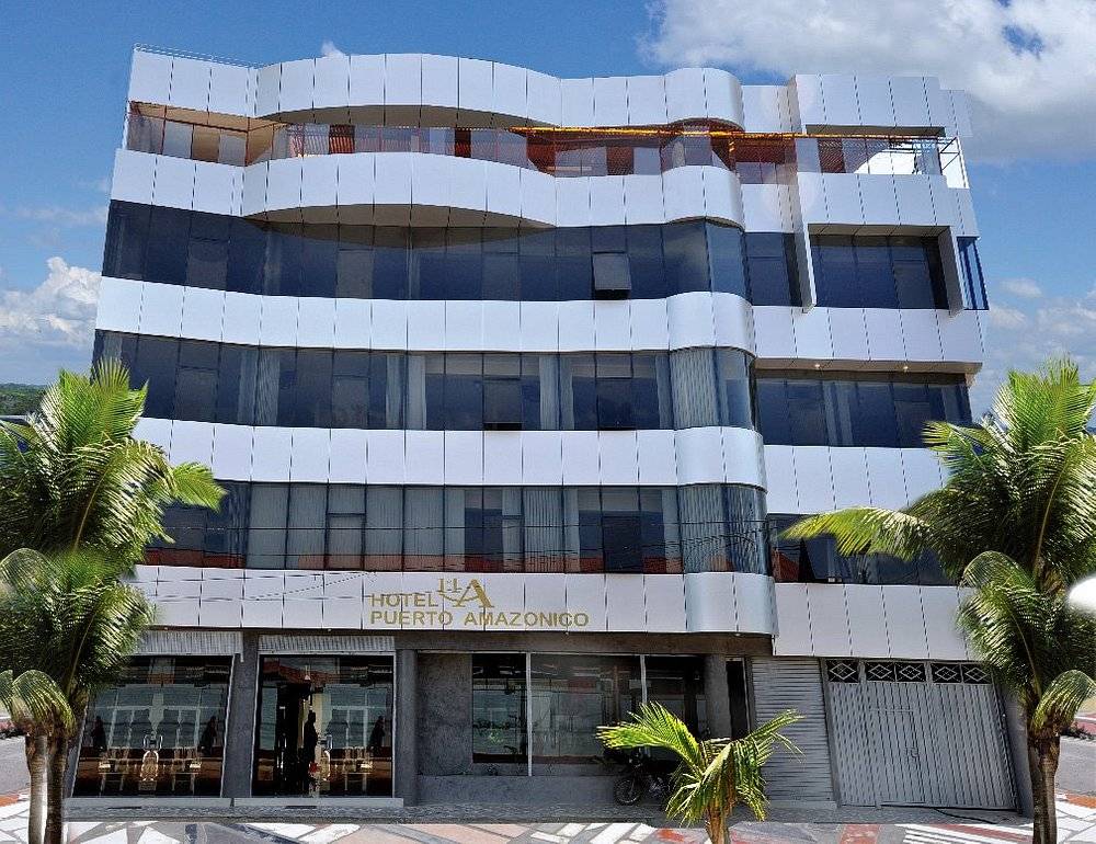 Hotel Puerto Amazónico - building